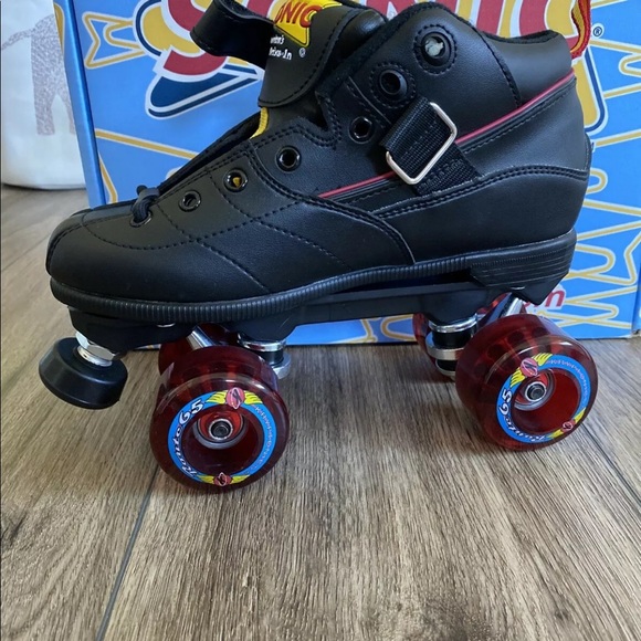 NIB Authentic SONIC Sure Grip roller skates - Picture 3 of 6